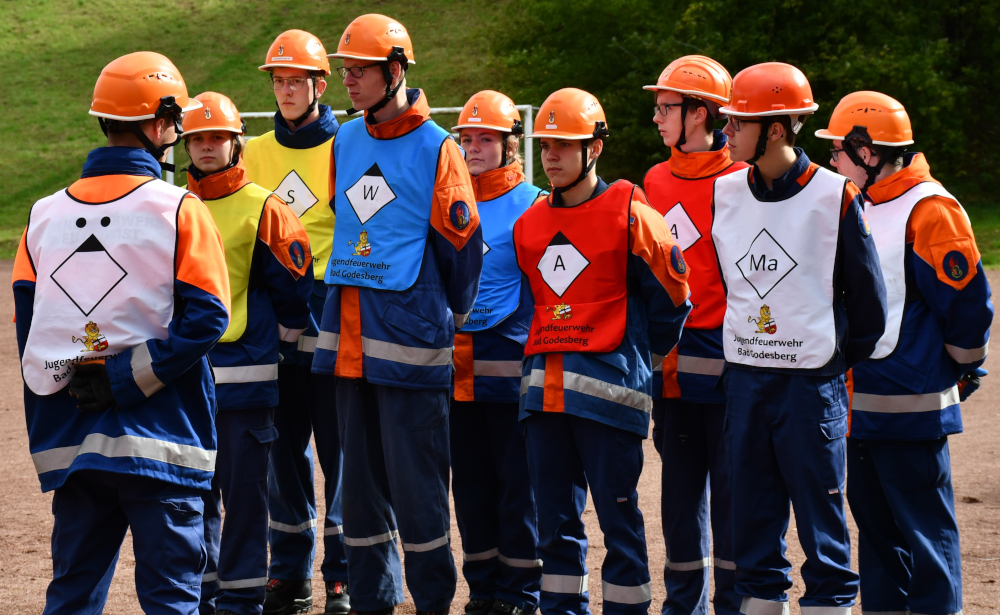 Jugend und die Feuerwehr Gruppenbild der Jugendfeuerwehr